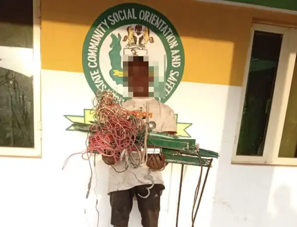 Scavenger nabbed for stealing aluminium, electrical wires in Ogun