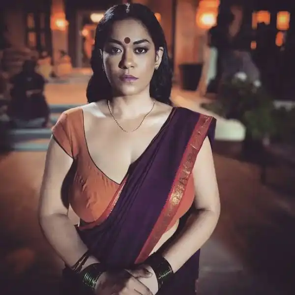 Biography & Career Of Mumaith Khan
