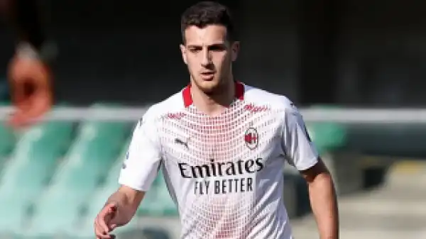 Dalot and AC Milan pushing Man Utd for new deal