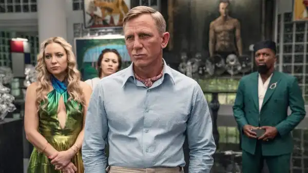 Glass Onion: Hugh Grant Talks Surprise Cameo in Knives Out 2