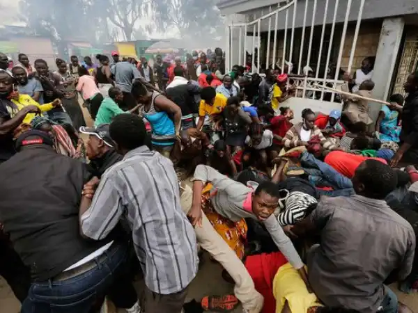 9 People Feared Dead As Stampede Breaks Out At Wammako’s Residence During Distribution Of Sallah Palliatives In Sokoto