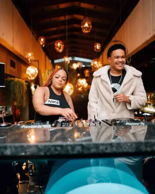 Dbn Gogo & Unlimited Soul – Rockets Bryanston mix