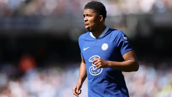 Wesley Fofana undergoes surgery after ACL injury