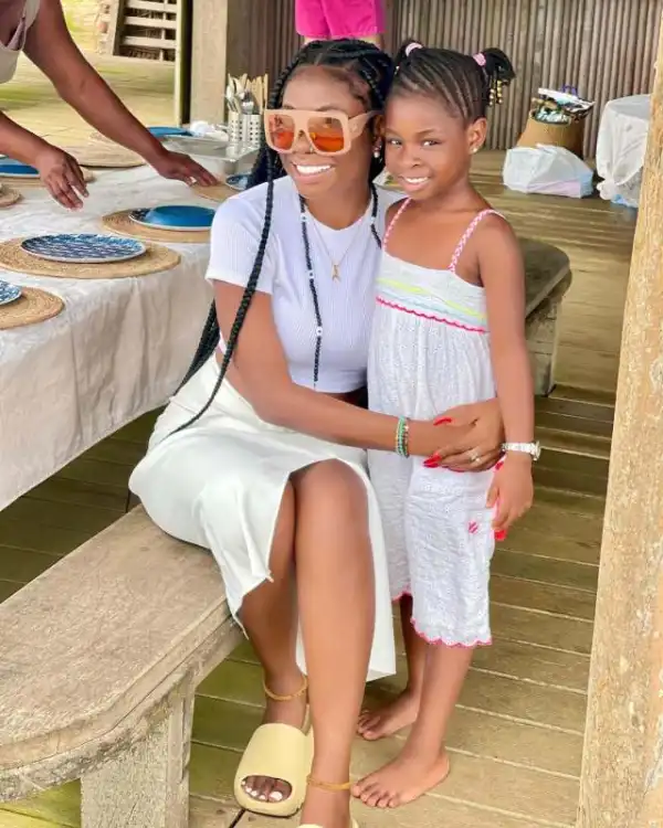 "I Cried When My Daughter Took Her Father’s Last Name Instead Of Mine” – Davido’s Baby Mama, Sophia