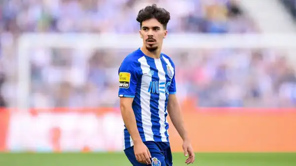 PSG trigger €40m release clause of Porto