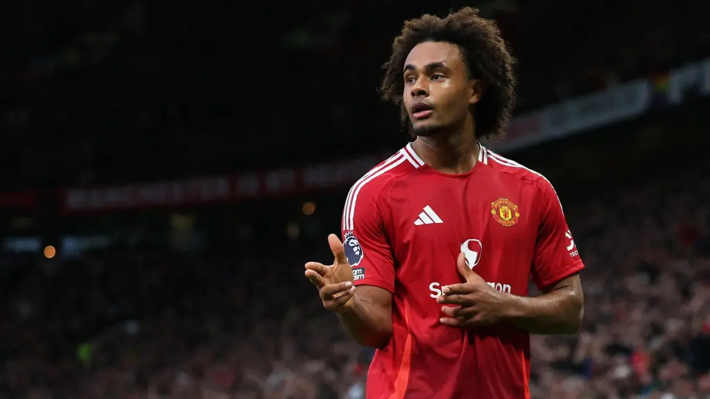 My favourite food is Nigerian rice and stew – Man Utd striker, Zirkzee