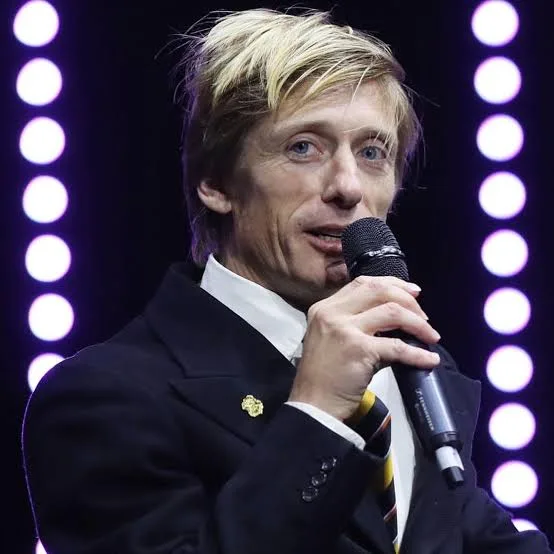 Age & Net Worth Of Crispian Mills