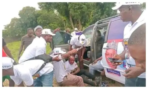 Many injured as buses conveying APC supporters crash in Lafia