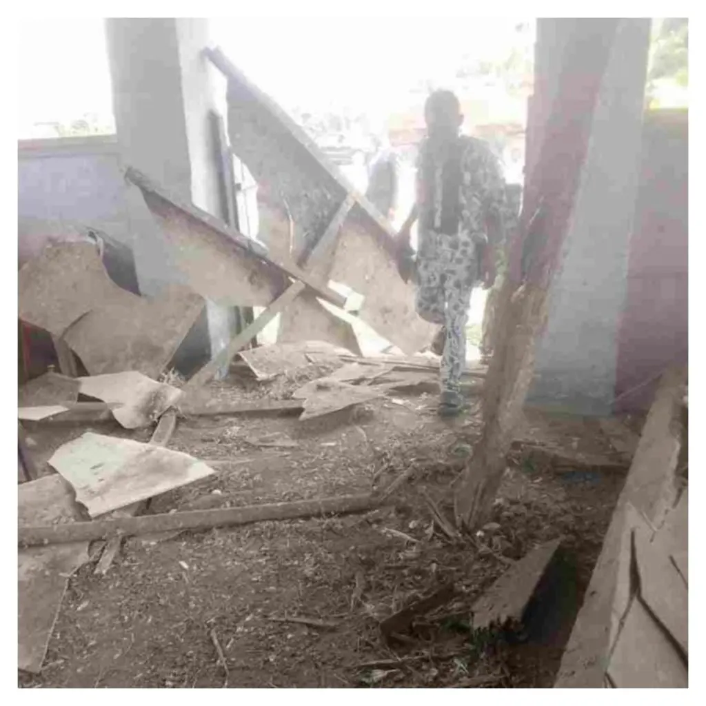Ceiling collapses in Abia courtroom during proceeding