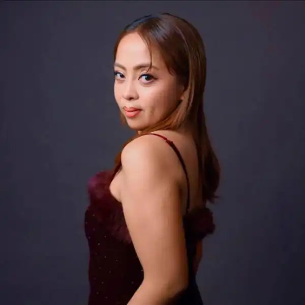 Biography & Career Of Donna Cariaga