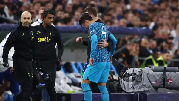 Son Heung-min left with swollen eye as Spurs wait for medical assessment