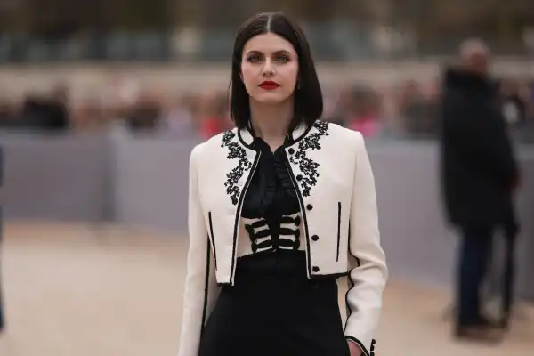 Alexandra Daddario To Star In ACE Entertainment’s ‘I Wish You All The Best’