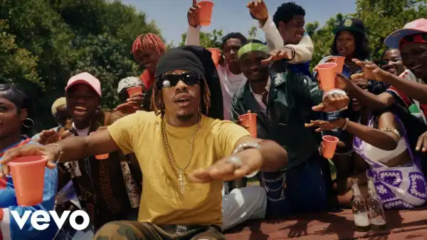 BoyPee - For You (Video)