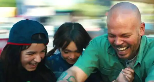 ‘In The Summers’ Trailer: Sundance’s Grand Prize Winning Fathers & Daughters Drama Hits In September