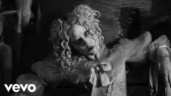 Lady Gaga - The Dead Dance (Video)