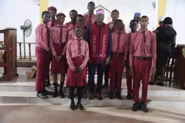 Egbetokun visits alma mater
