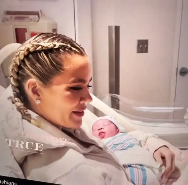 Khloe Kardashian Reveals Her New Baby