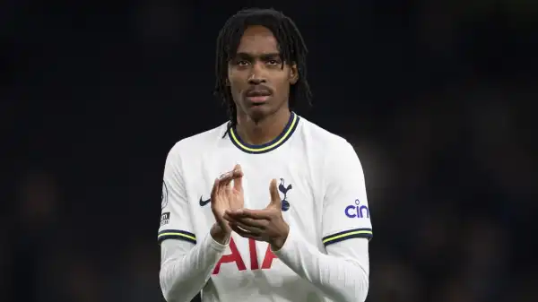 Tottenham prepared to let Djed Spence leave on loan