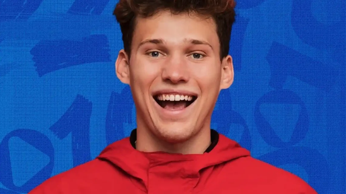 Age & Career of Jesser