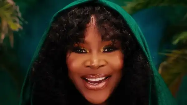 Omawumi - In Love (Video)