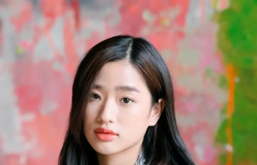 Biography & Career Of Tontawan Tantivejakul