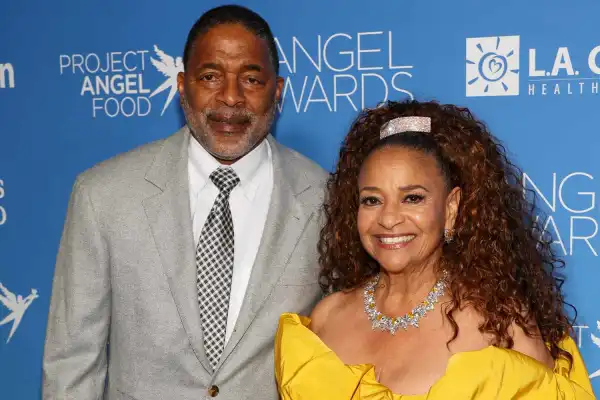Biography & Career Of Debbie Allen