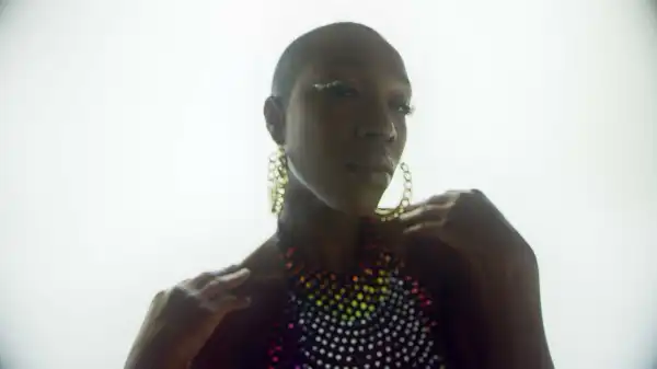 YCee – Aunty Lovina ft. Patoranking (Video)