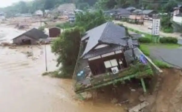 Scores rendered homeless as rainstorm wreaks havoc in Minna