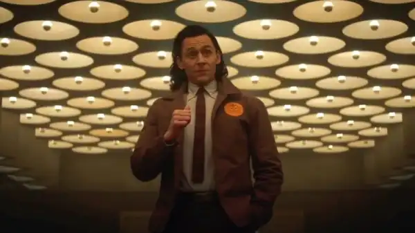 Tom Hiddleston to Star in The White Darkness For Apple TV+