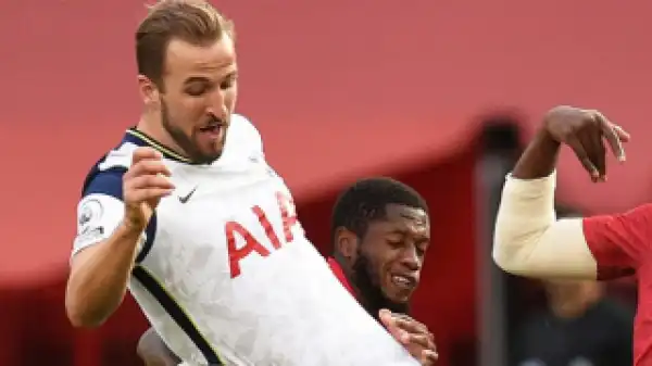 Spurs hero Jenas fears club meltdown if Kane quits