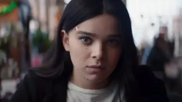 Hawkeye TV Spot Reveals Why Kate Bishop Wants to Be a Superhero