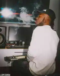 Dj King Tara – Sleepless (Underground MusiQ)