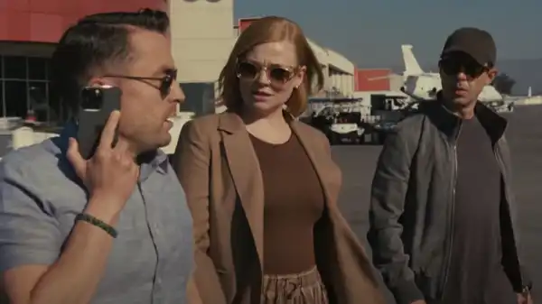 Jeremy Strong Gets His Head Shaved by Kieran Culkin & Sarah Snook After Succession