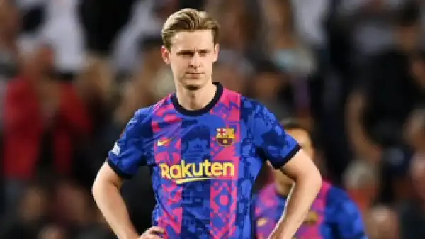 Man Utd boss Ten Hag makes ultimatum to Barcelona midfielder De Jong