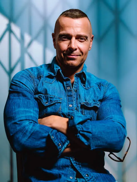 Age & Net Worth Of Joey Lawrence