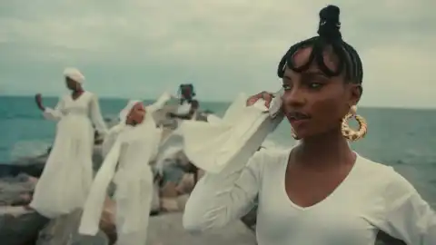 Bella Shmurda - Ara ft. Olamide (Video)