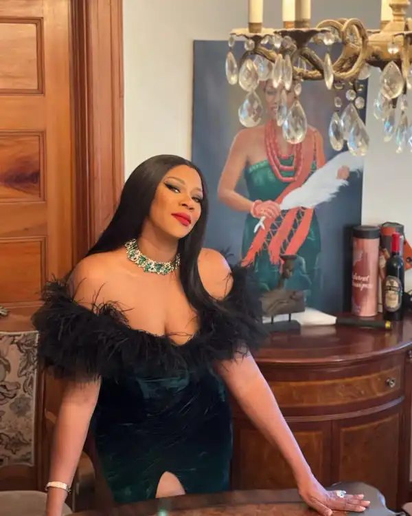 Regina Askia Looks Gorgeous As She Celebrates Her 54th Birthday (Photos)