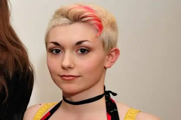 Biography & Career Of Róisín Waters