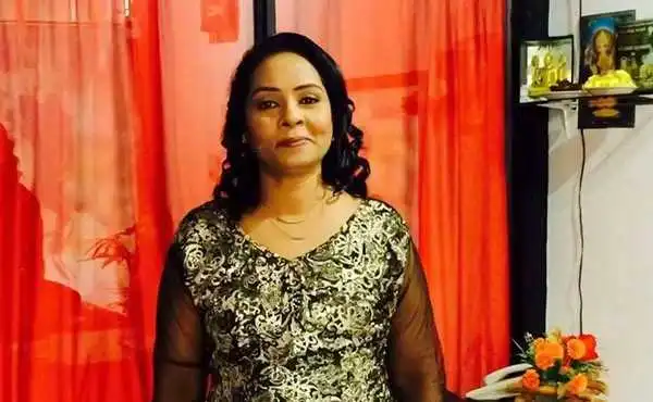 Famous Singer Stabbed To Death With Scissors, Police Declare Her Hubby Wanted