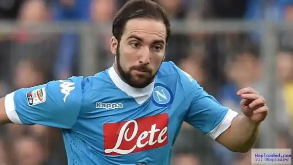 Higuaín seals £75.3m move from Napoli to Juventus