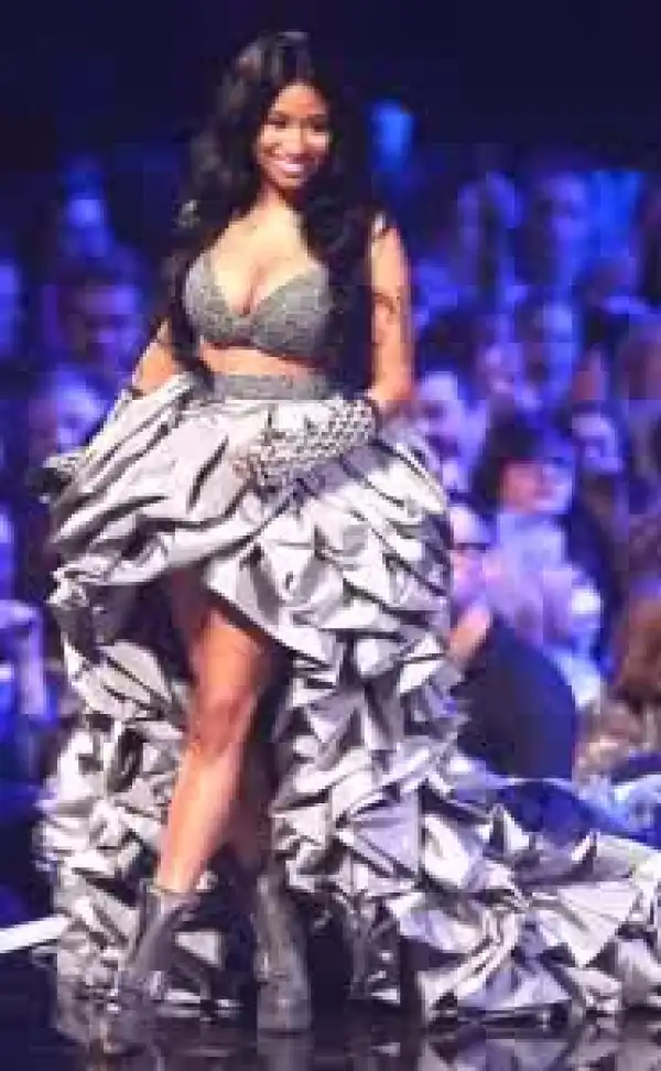 Checkout Nicki Minaj’s Different Outfits at the MTV EMAs