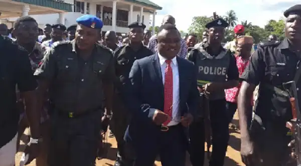 Cross River Gov Slams Waste Collection Contractors For Incompetence