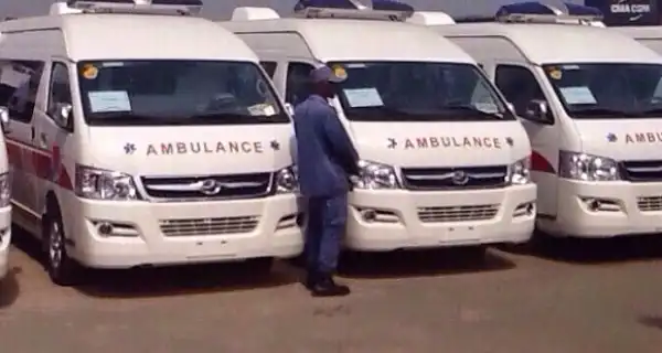 Ebola Updates!! China Donates 12 Ambulances To Nigeria