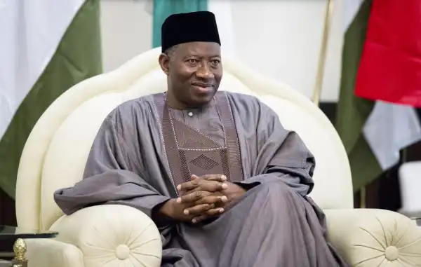 FG Working Hard To Improve Capacity Of Armed Forces - Pres. Jonathan
