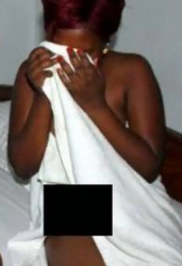 Female Student Breaks Cucumber Inside Herself while Doing It