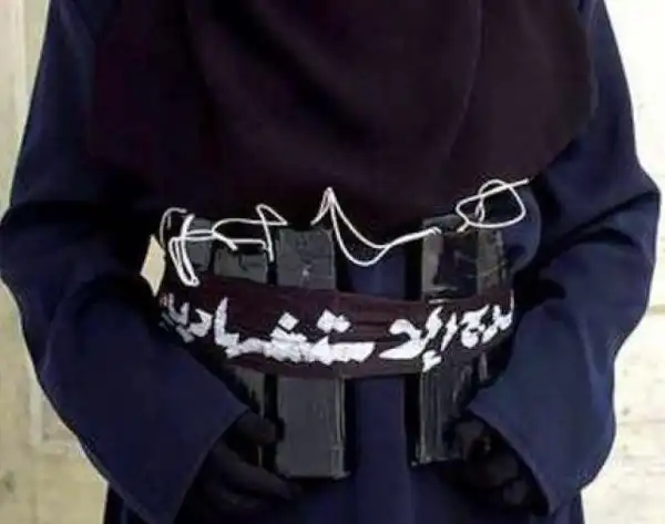 Female suicide bomber kills 9 in Yobe state today.