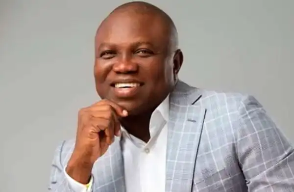 Gov. Ambode Showed Up At Quilox Nightclub Last Night; Nigerians React On Twitter