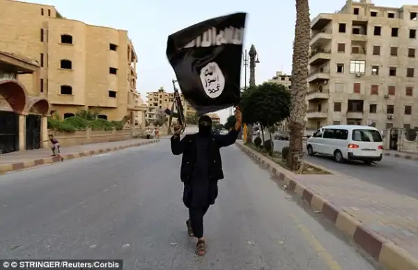 ISIS fanatics kidnap 90 people from Christian villages in Syria