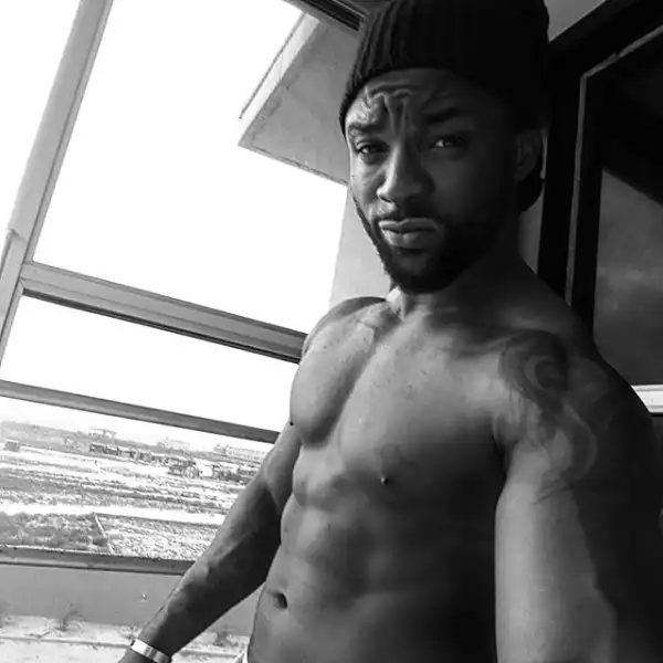 Iyanya Flaunts Six Packs In New Photo
