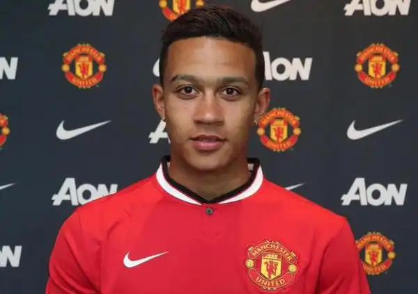 Manchester United Set To Give Memphis Depay 